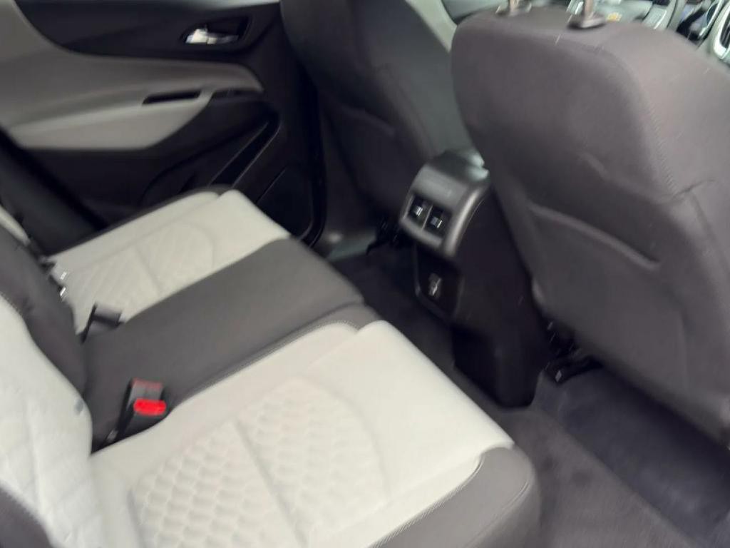 2021 Chevrolet Equinox Image 13