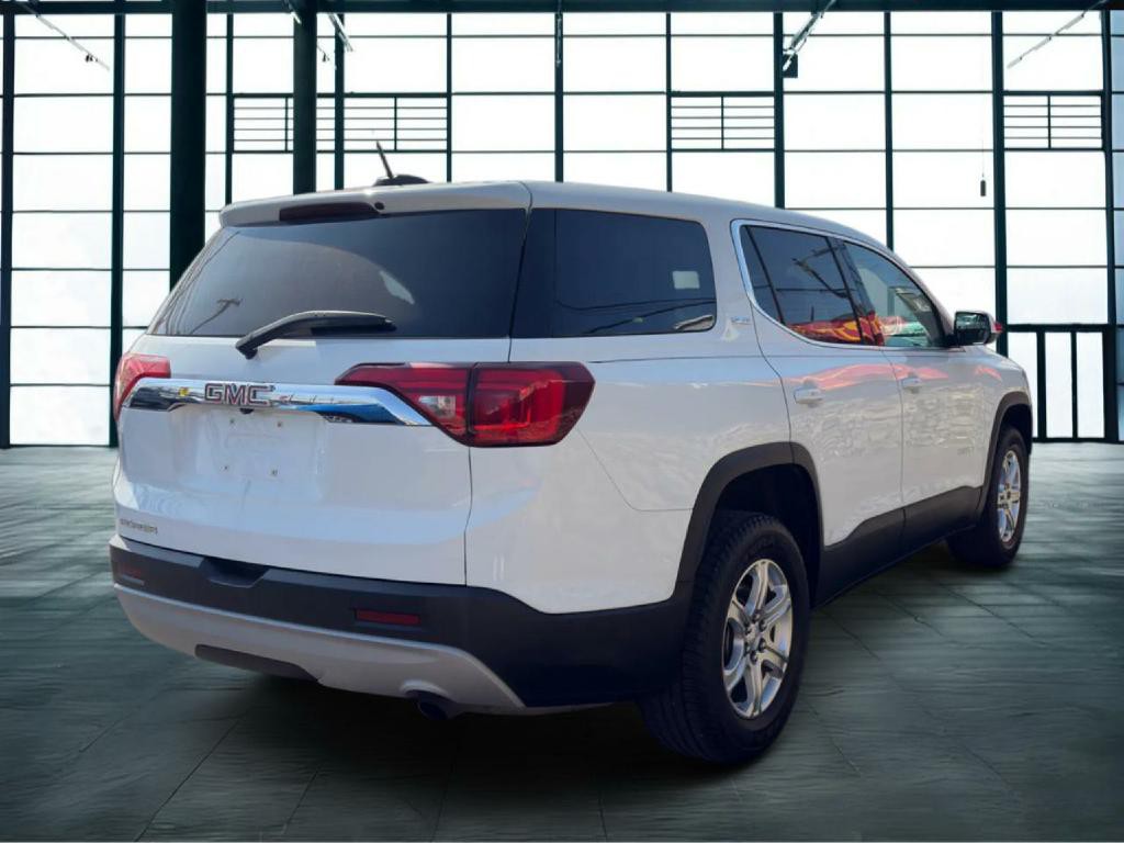 2019 GMC Acadia Image 2