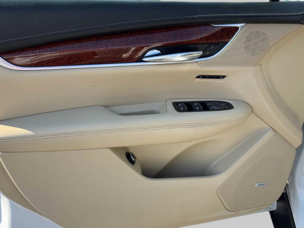 2019 Cadillac XT5 Image 6