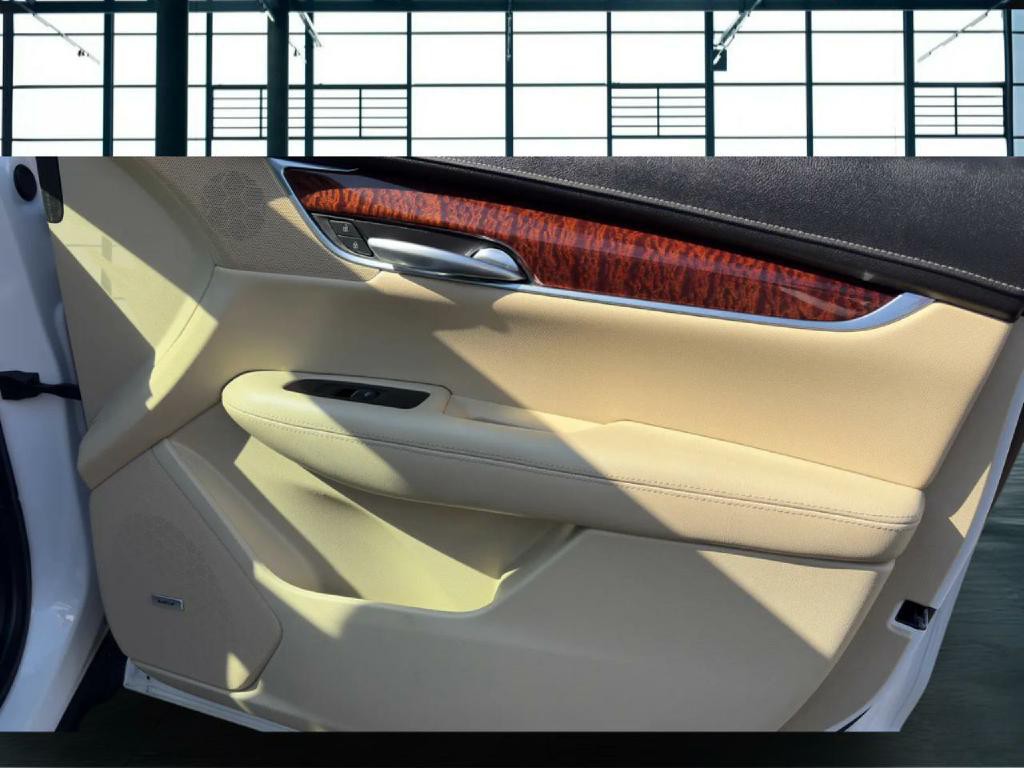 2019 Cadillac XT5 Image 16