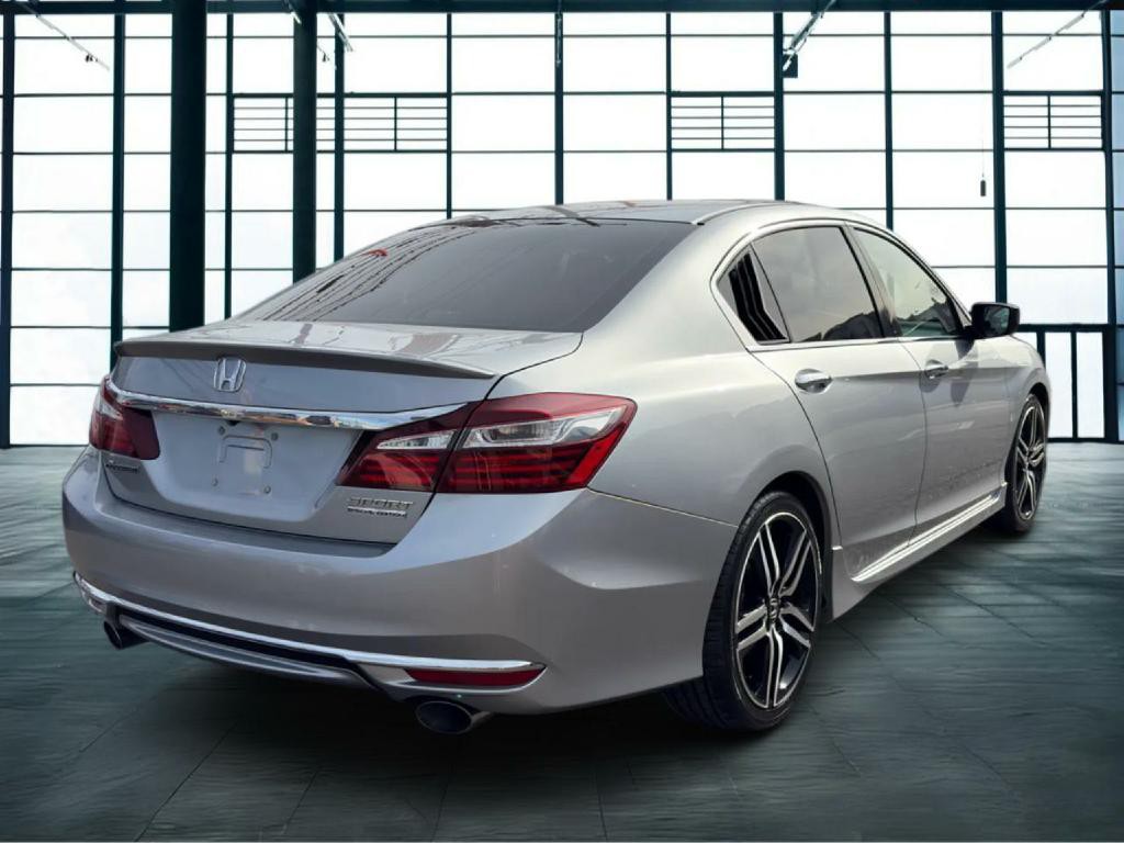 2017 Honda Accord Image 5