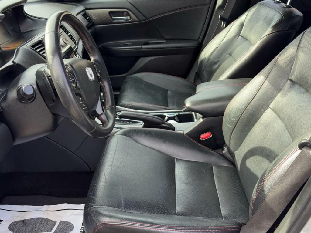 2017 Honda Accord Image 6