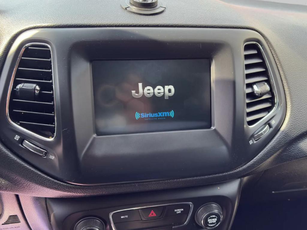 2020 Jeep Compass Image 8