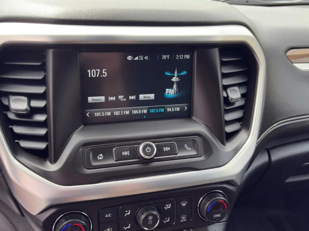 2018 GMC Acadia Image 11