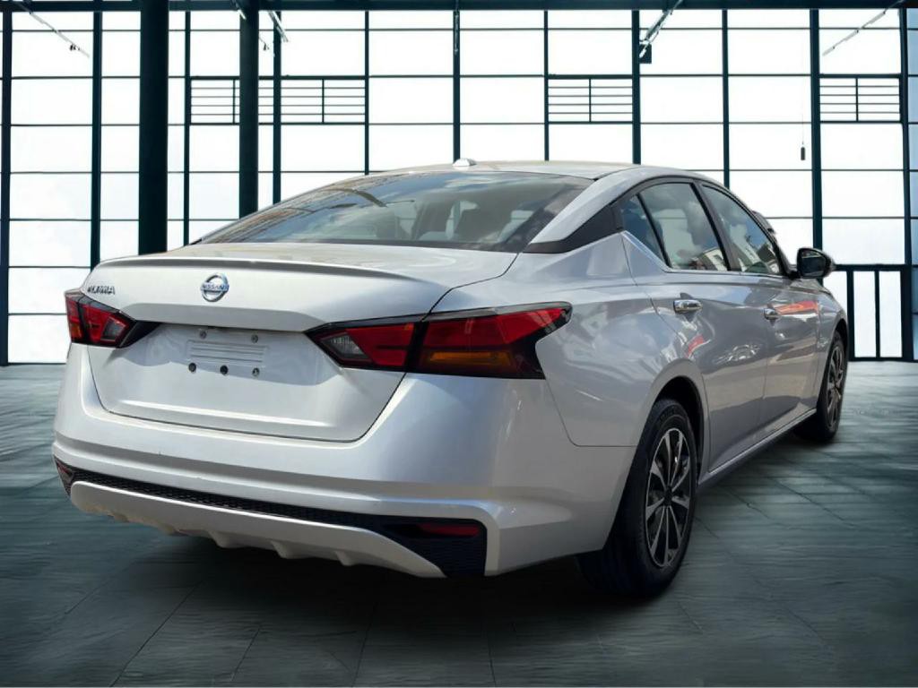 2020 Nissan Altima Image 4