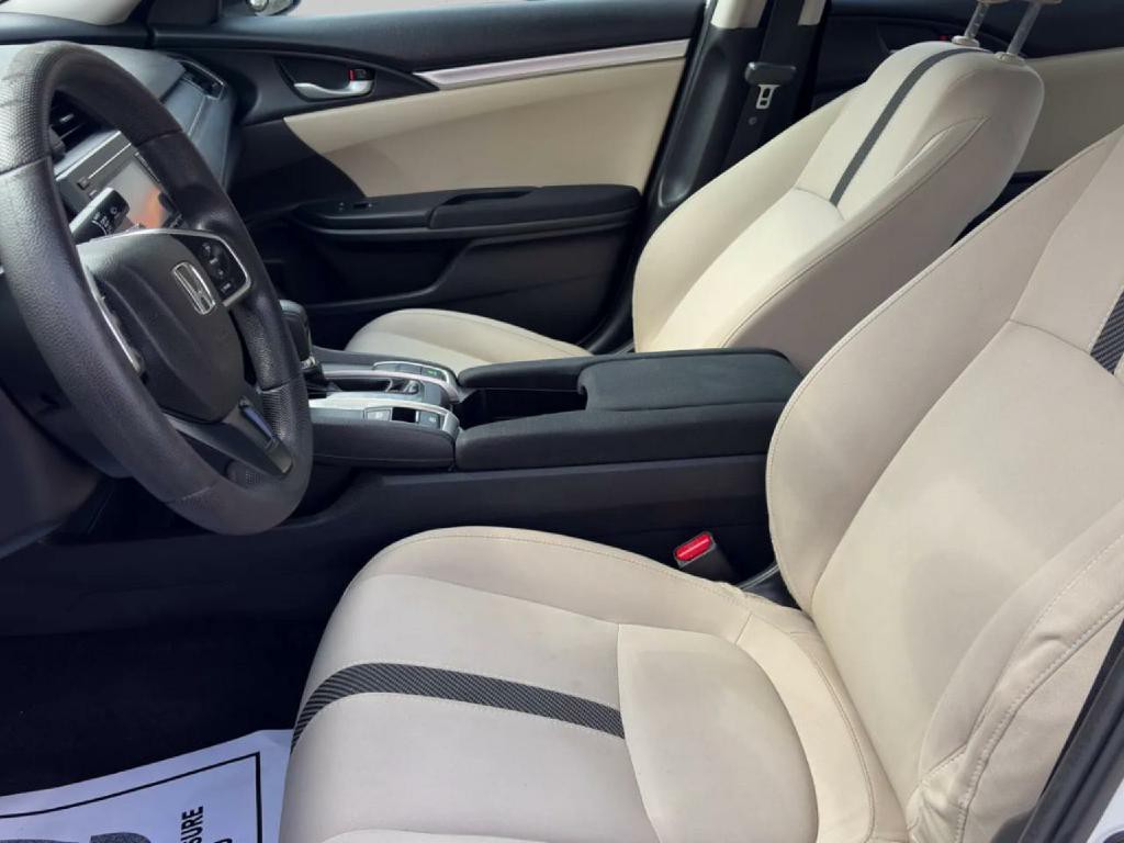 2017 Honda Civic Image 6