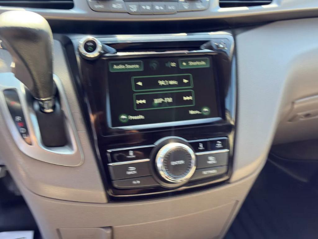 2015 Honda Odyssey Image 12
