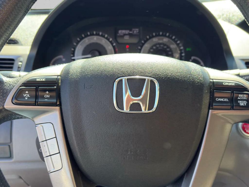 2015 Honda Odyssey Image 14