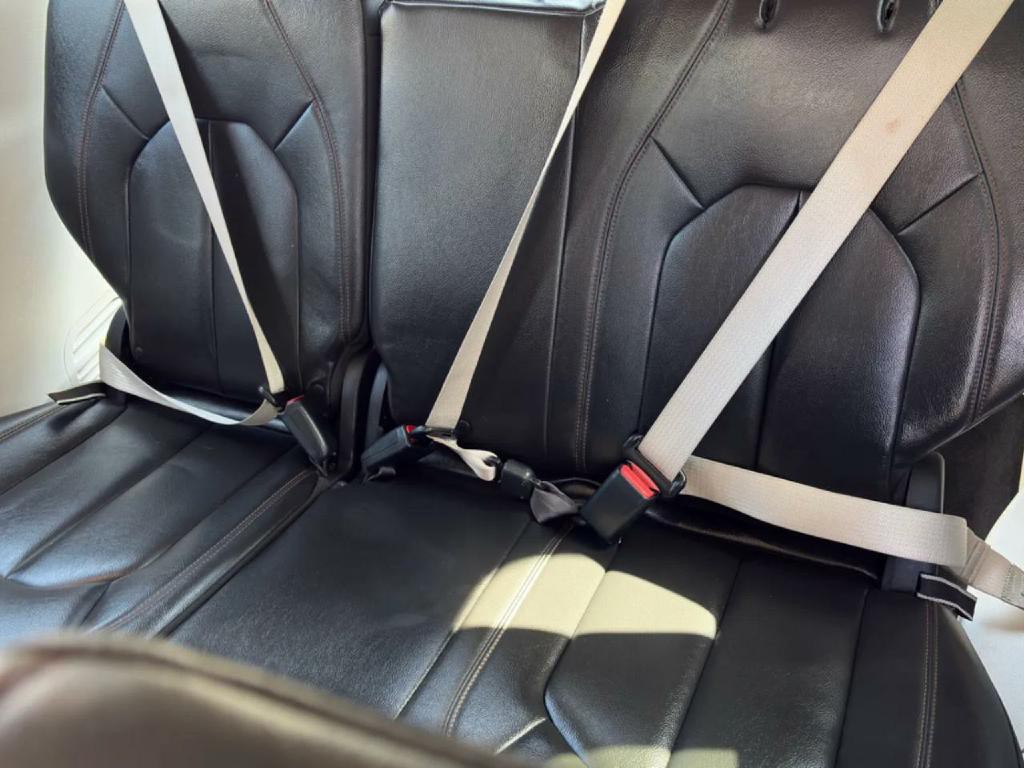 2017 Chrysler Pacifica Image 13