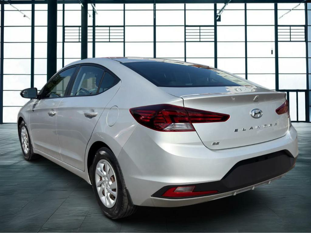 2020 Hyundai Elantra Image 5