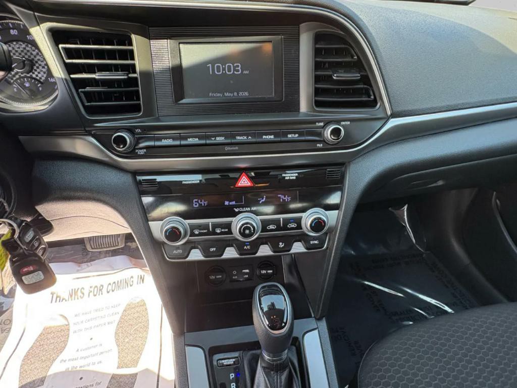 2020 Hyundai Elantra Image 8