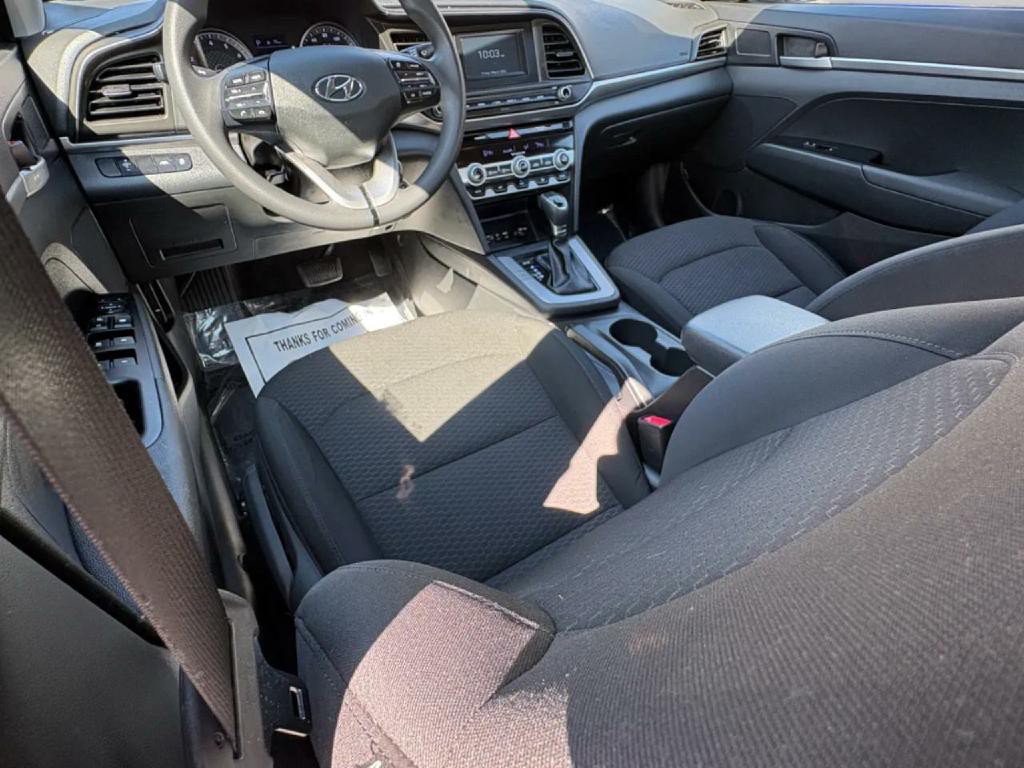 2020 Hyundai Elantra Image 12