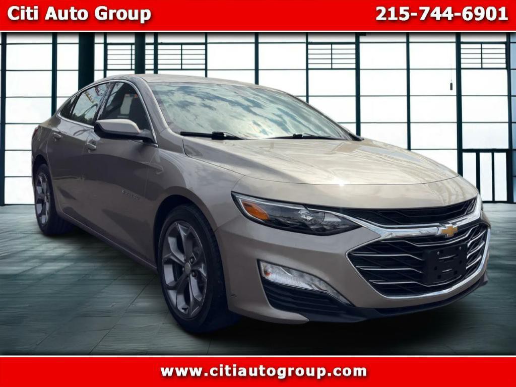 2022 Chevrolet Malibu Image 1