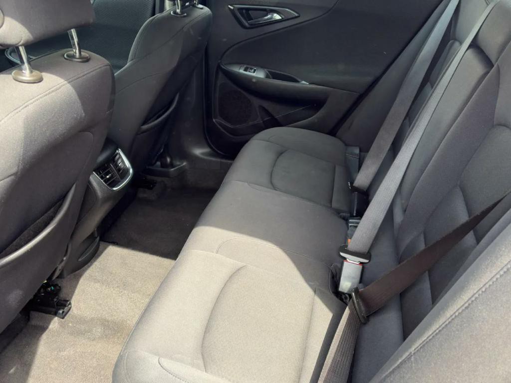 2022 Chevrolet Malibu Image 12