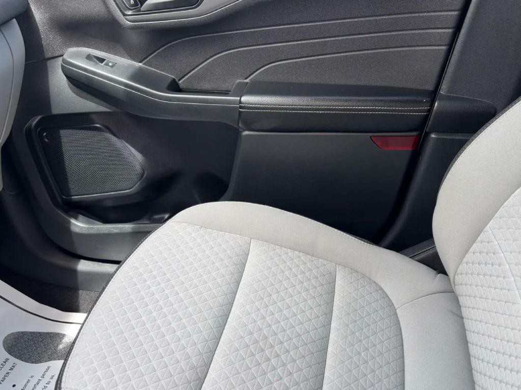 2023 Ford Escape Image 12