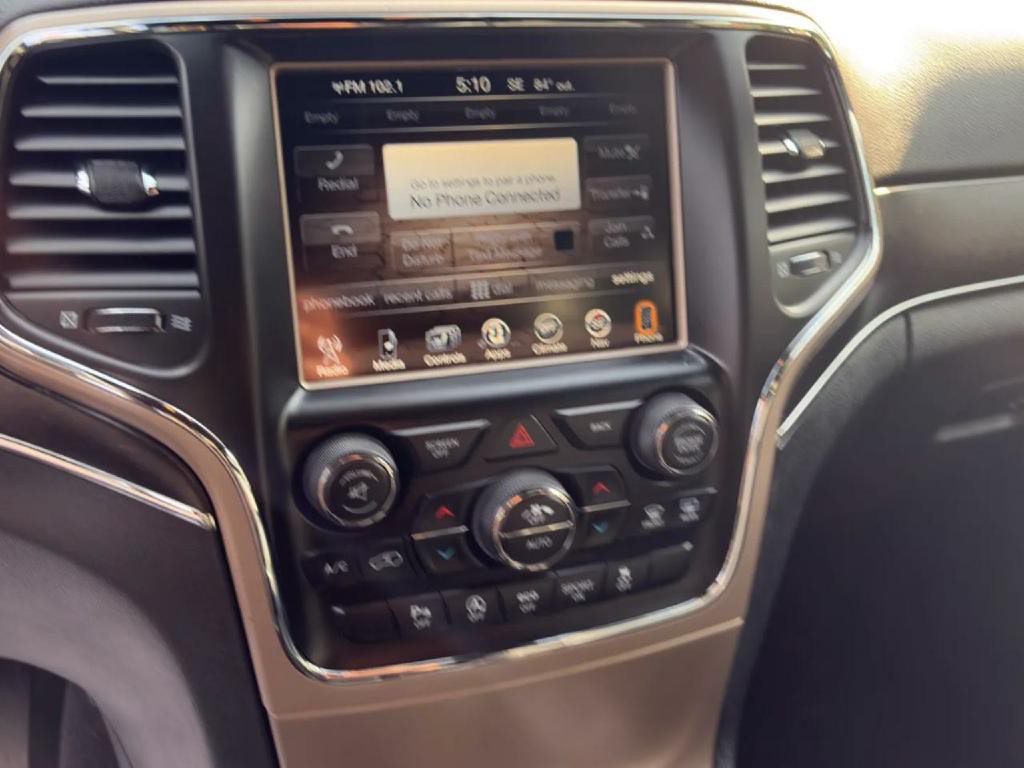 2017 Jeep Grand Cherokee Image 8