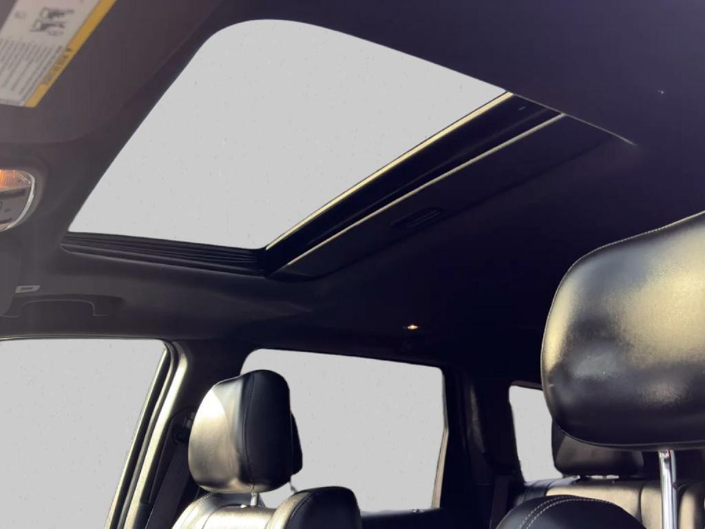2017 Jeep Grand Cherokee Image 11
