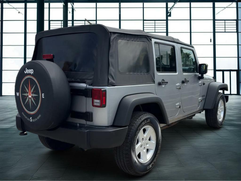 2017 Jeep Wrangler Image 3