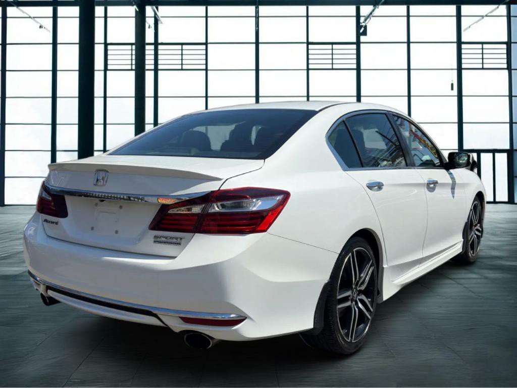 2017 Honda Accord Image 6