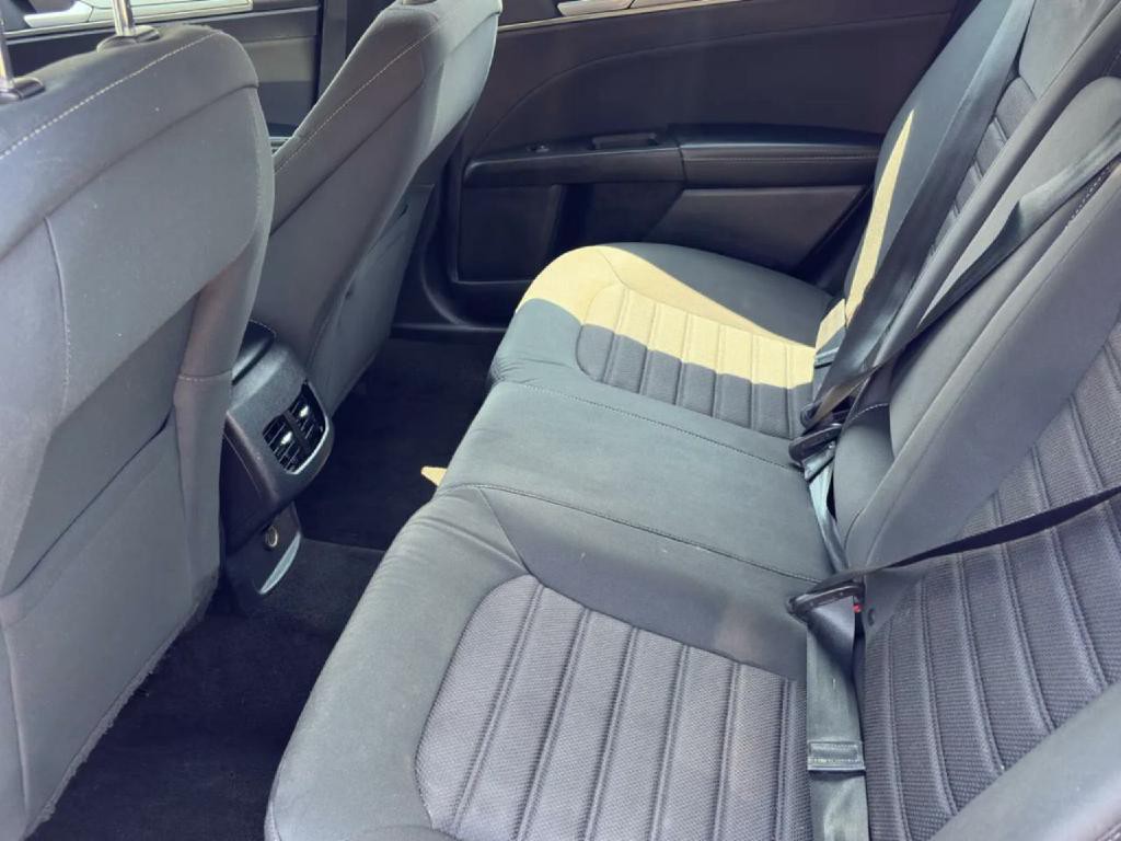 2019 Ford Fusion Image 11
