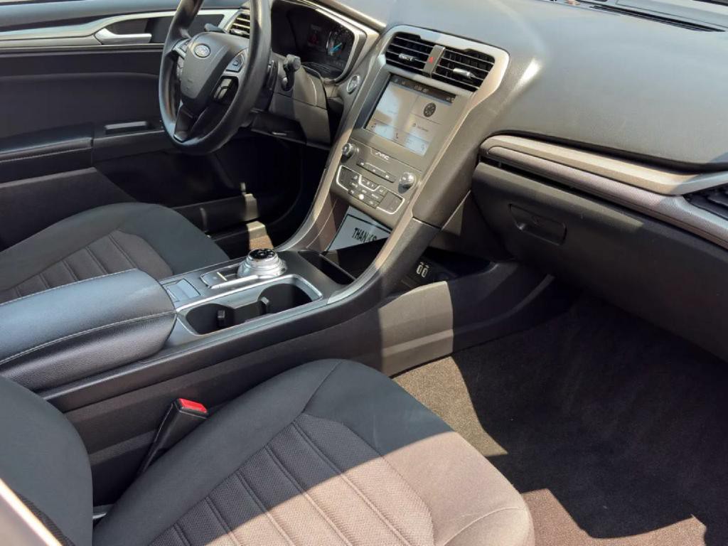 2019 Ford Fusion Image 14