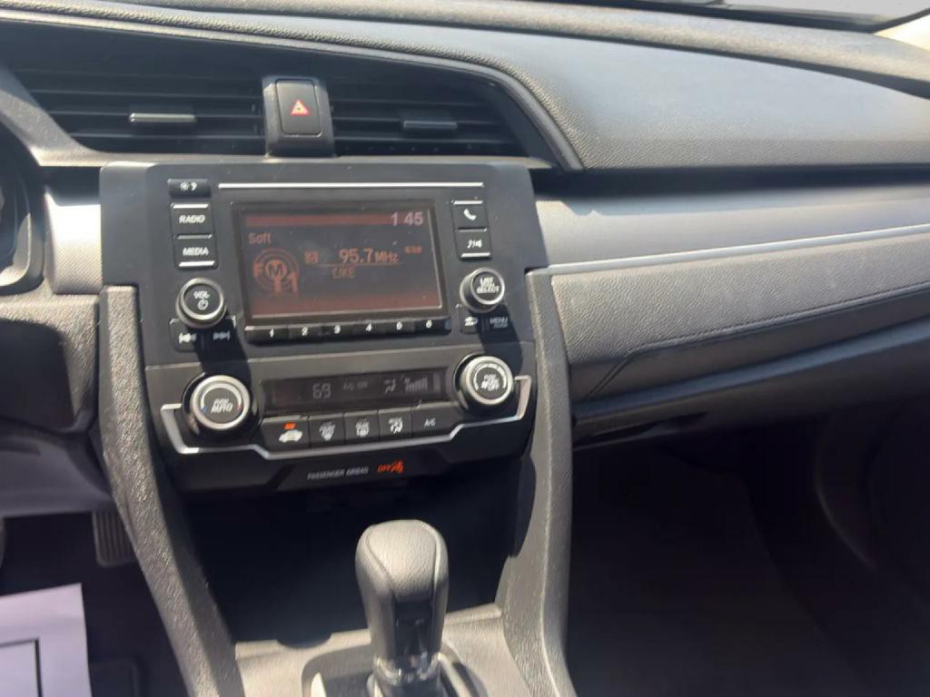 2018 Honda Civic Image 8