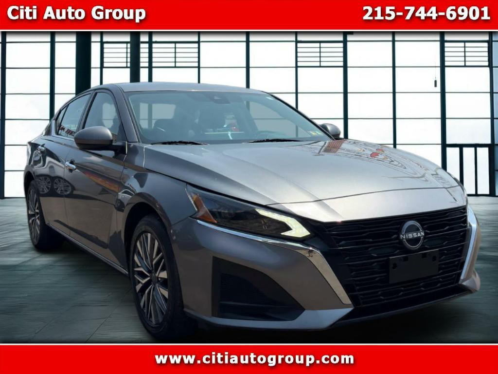 2023 Nissan Altima Image 1