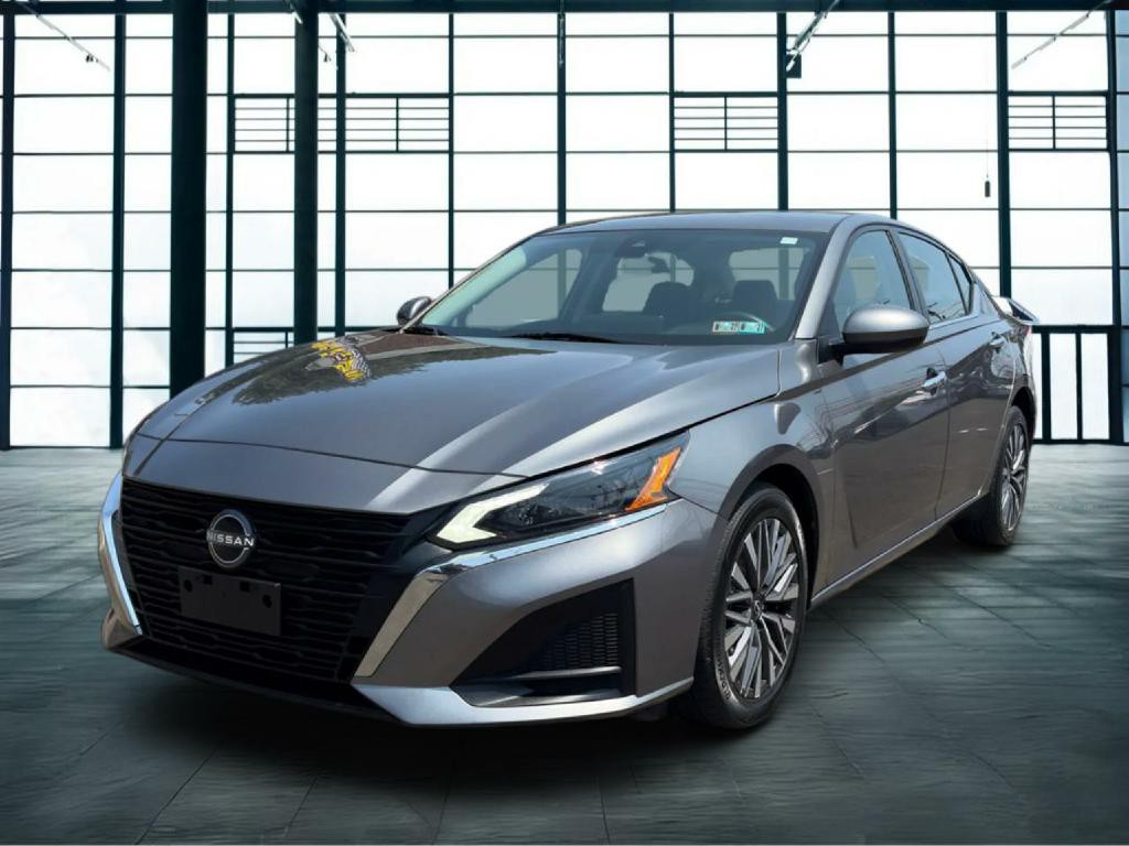 2023 Nissan Altima Image 3