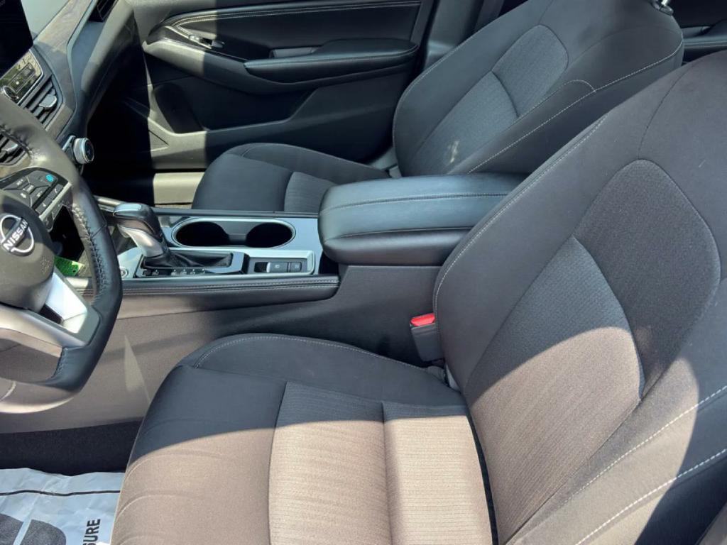 2023 Nissan Altima Image 6