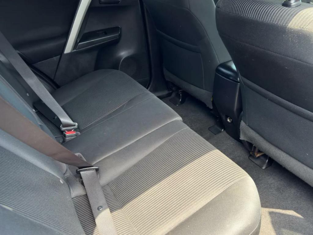 2017 Toyota Rav4 Image 16