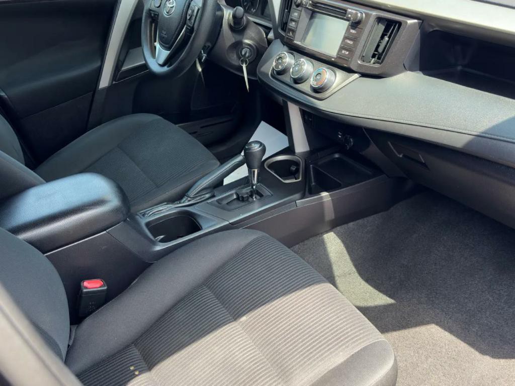 2017 Toyota Rav4 Image 17