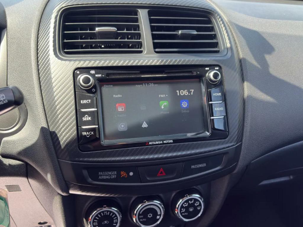 2017 Mitsubishi Outlander Image 9