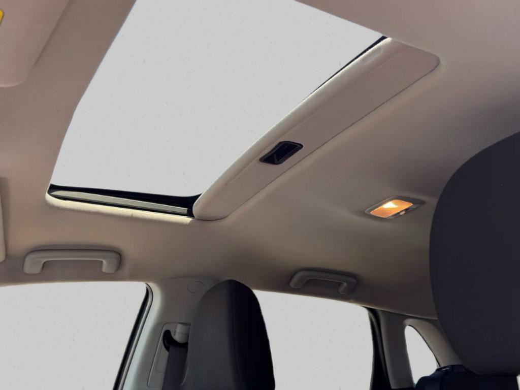2017 Mitsubishi Outlander Image 12
