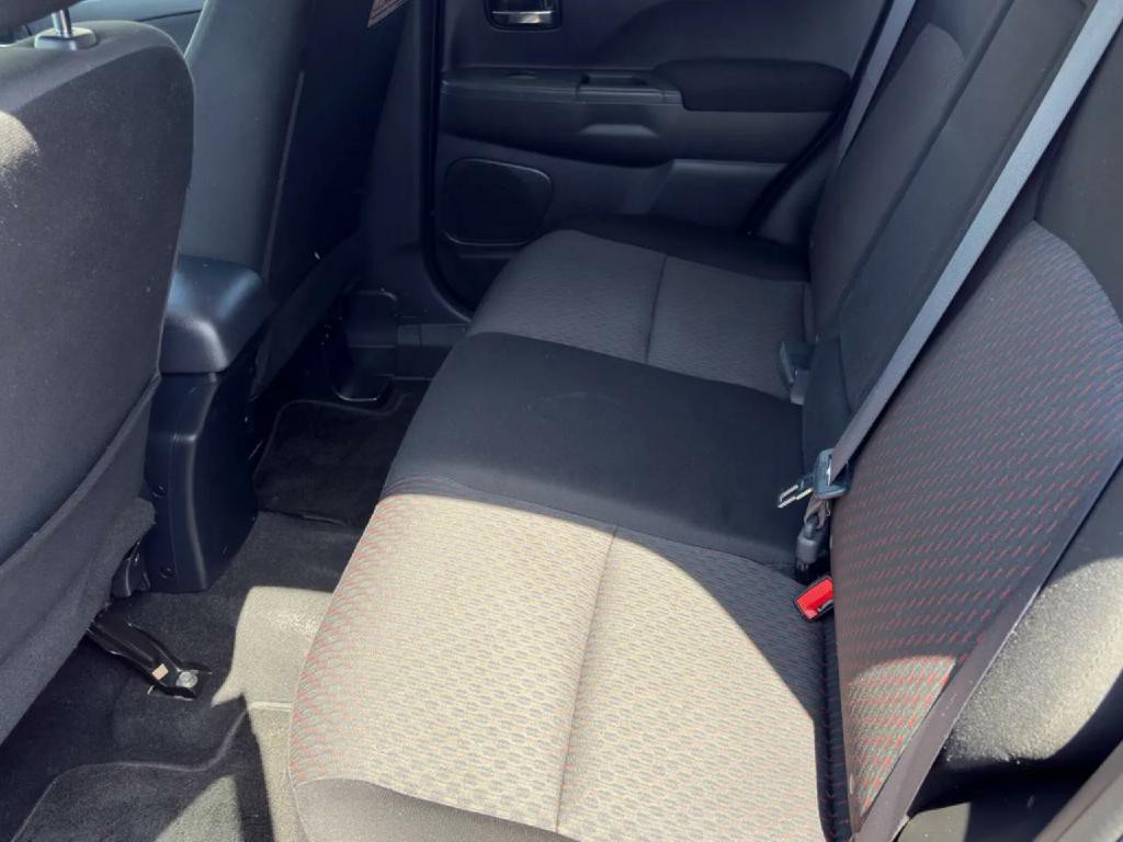 2017 Mitsubishi Outlander Image 13