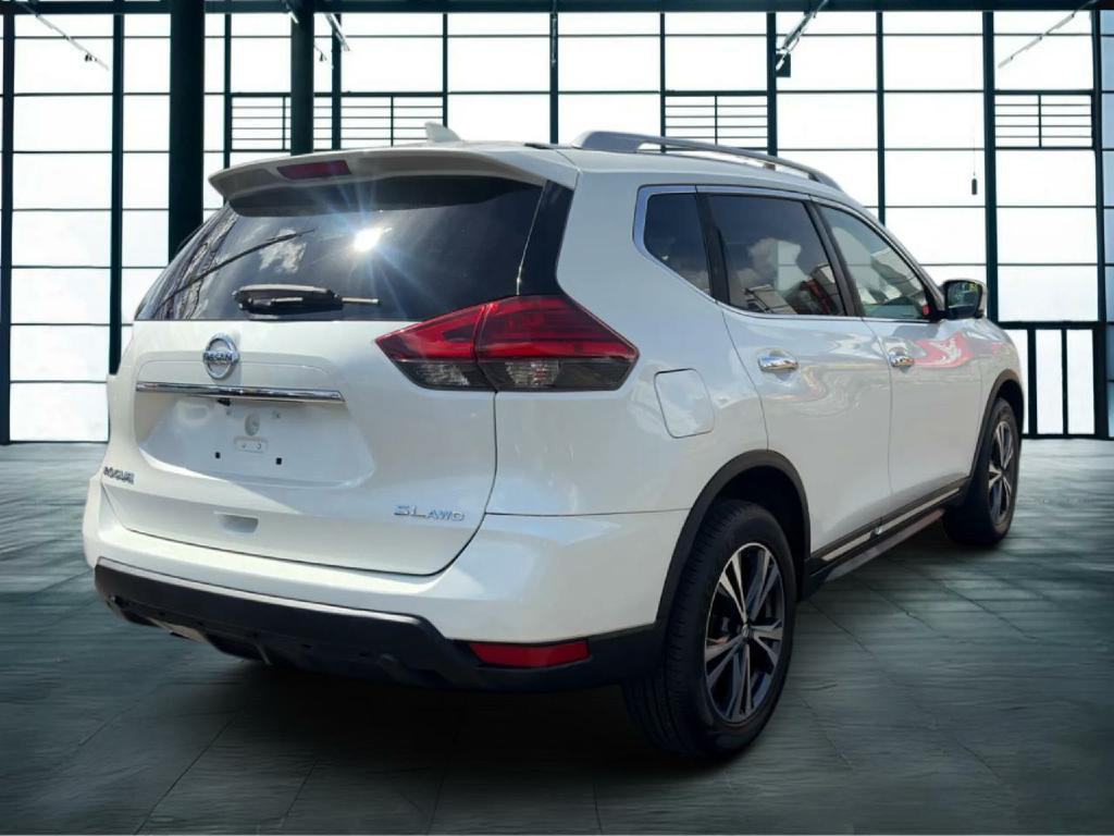 2017 Nissan Rogue Image 5