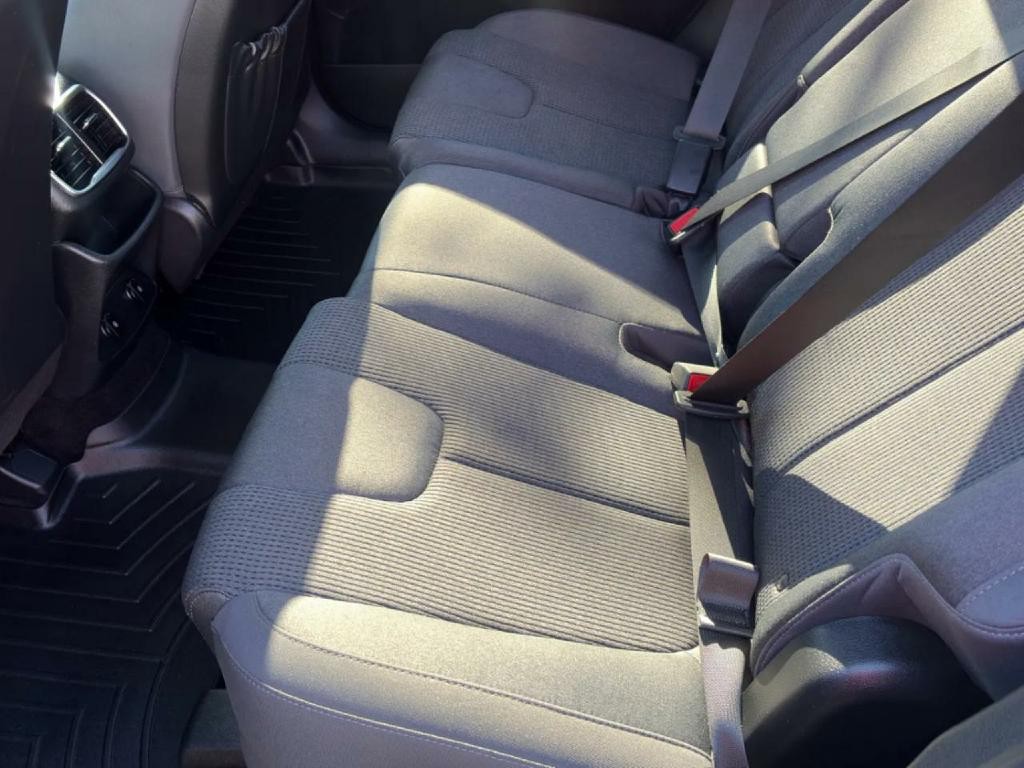 2019 Hyundai Santa Fe Image 11