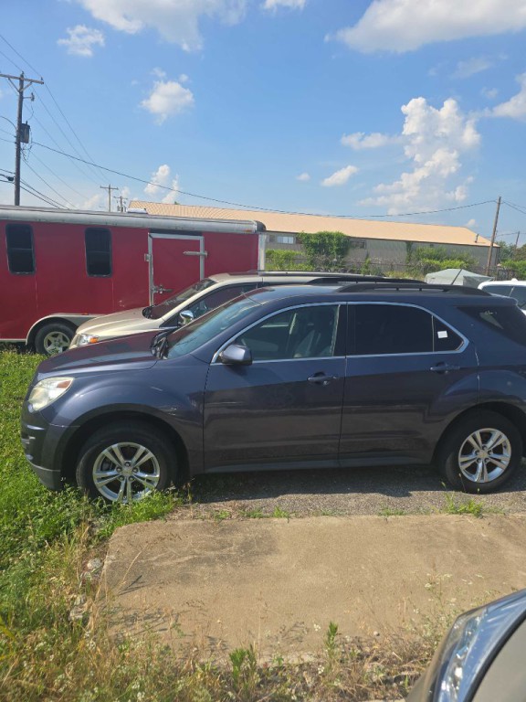 2013 Chevrolet Equinox Image 2