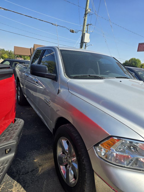 2016 RAM 1500 Image 2