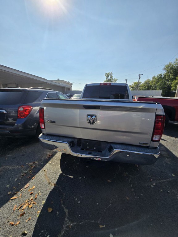 2016 RAM 1500 Image 3