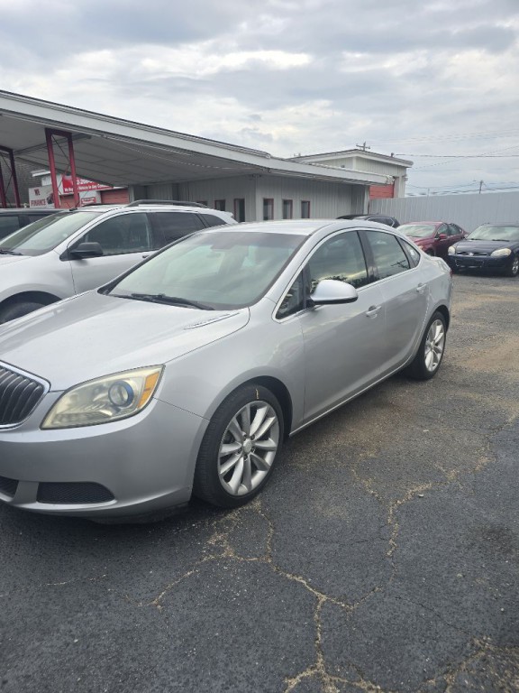 2015 Buick Verano Image 2