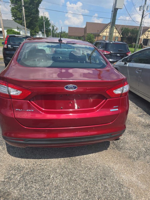 2014 Ford Fusion Image 1