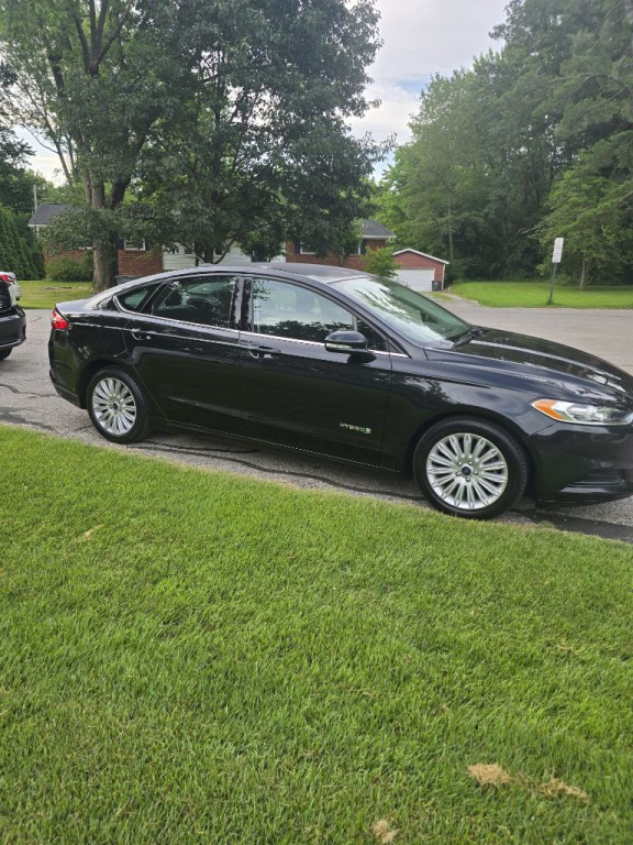 2015 Ford Fusion Image 1