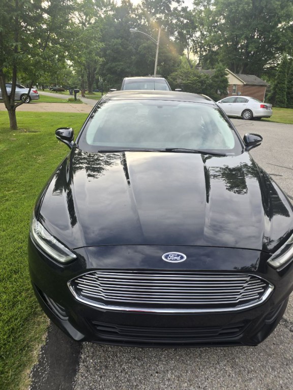 2015 Ford Fusion Image 2