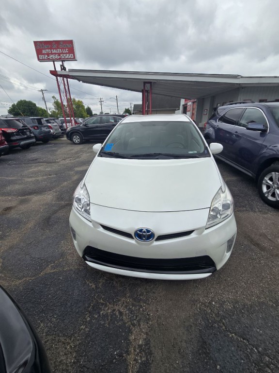 2012 Toyota Prius Image 2