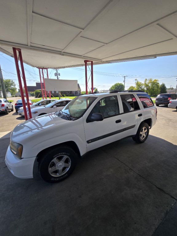 2004 Chevrolet Trailblazer Image 3