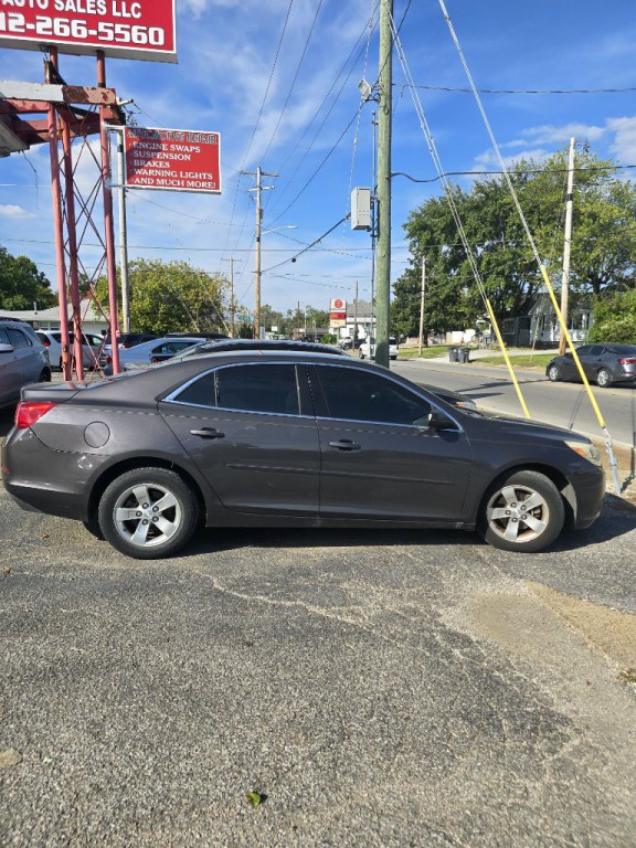 2013 Chevrolet Malibu Image 3