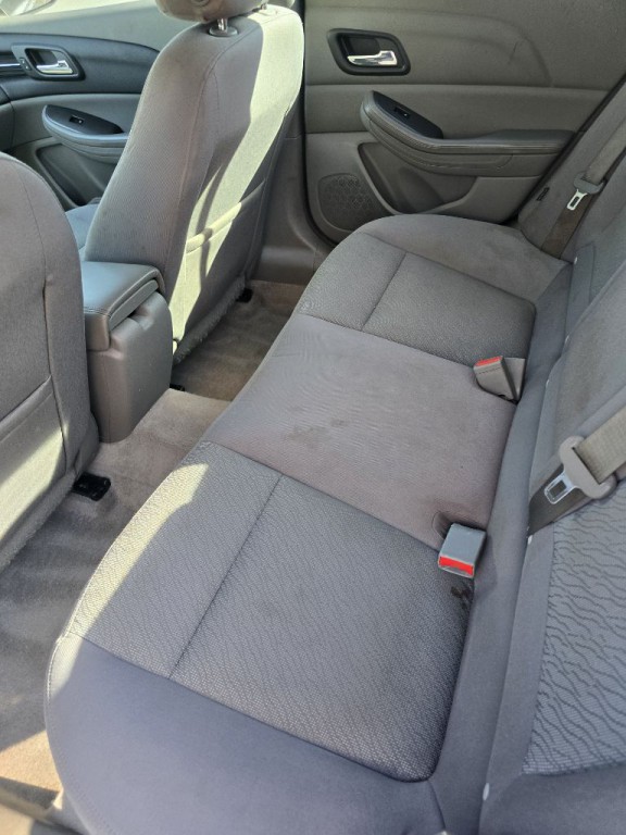 2013 Chevrolet Malibu Image 6