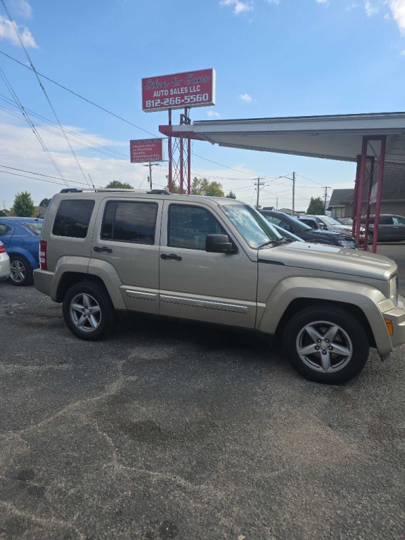 2011 Jeep Liberty Image 3