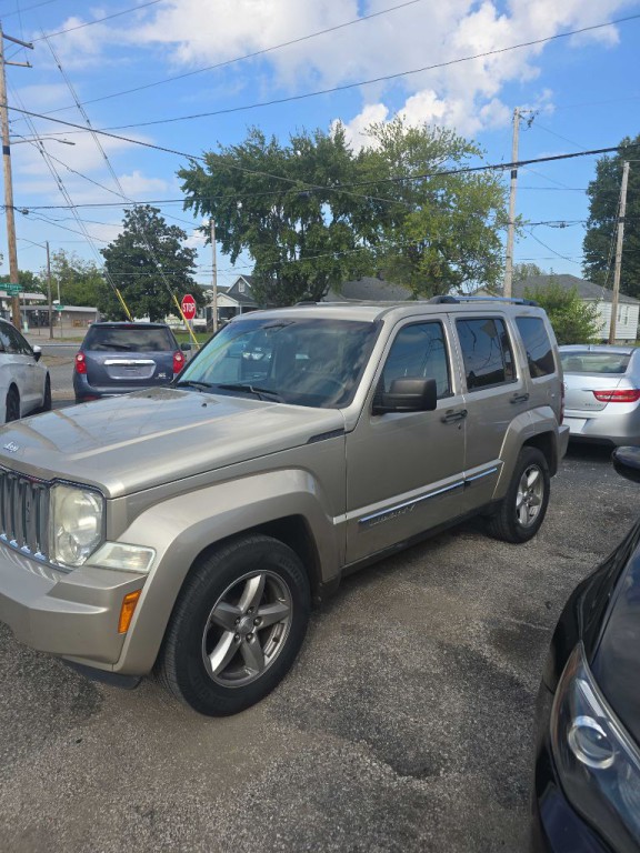 2011 Jeep Liberty Image 4