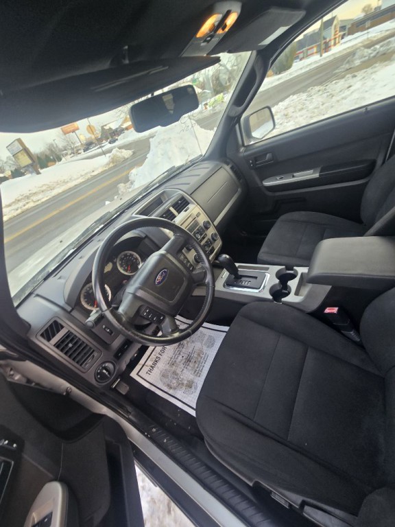 2009 Ford Escape Image 11